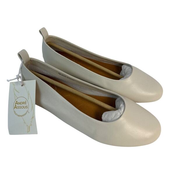 Andre Assous Nalah Ballet Flat Casual Women's 7M White Leather Slip On - Picture 2 of 9